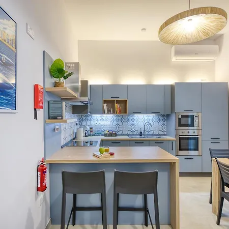 Valletta Marina View - Seafront