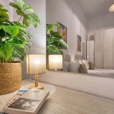 Valletta Marina View - Seafront Apartment
